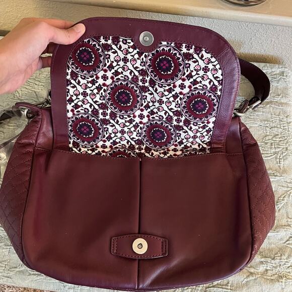 Vera Bradley Leather Carson Shoulder Bag In Mulled Wine Quilted NWOT - Picture 3 of 14